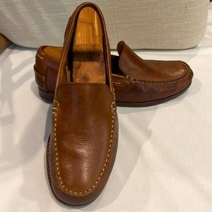 G.H.Bass&Co Casual Natural Leather Loafer with Stitching Detail Accents 9 1/2 M